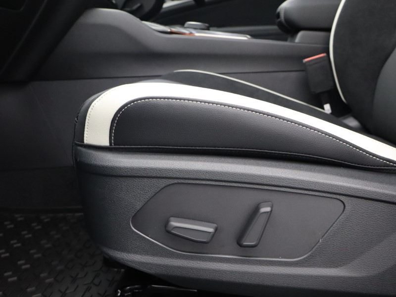 2025 (75) KIA SPORTAGE 1.6T GDi HEV GT-Line S 5dr Auto AWD 4676508