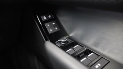 2019 (19) LAND ROVER RANGE ROVER VELAR 2.0 D240 R-Dynamic S 5dr Auto 5989876