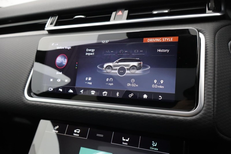 2019 (19) LAND ROVER RANGE ROVER VELAR 2.0 D240 R-Dynamic S 5dr Auto 5989870