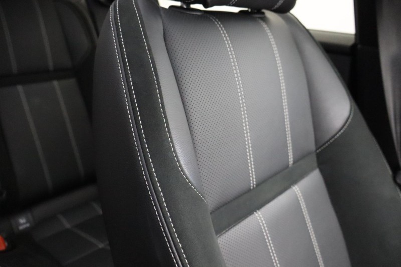 2025 (25) LAND ROVER RANGE ROVER EVOQUE 1.5 P270e Dynamic HSE 5dr Auto 5990314