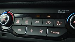 2022 (22) KIA NIRO 1.6 GDi Hybrid 2 5dr DCT 4685514