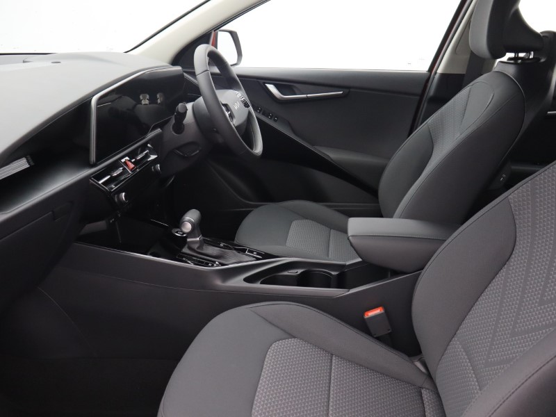 2025 (75) KIA NIRO 1.6 GDi 127 Hybrid 2 Nav 5dr DCT 4735435