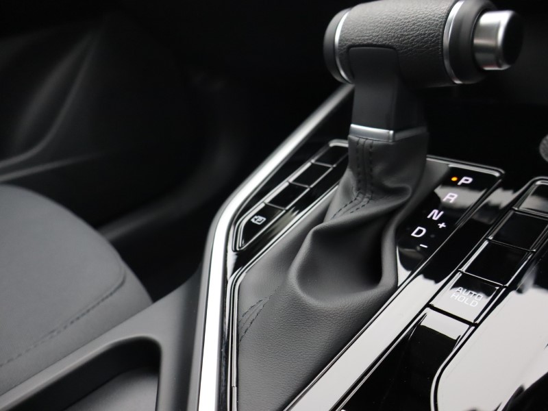 2025 (75) KIA NIRO 1.6 GDi 127 Hybrid 2 Nav 5dr DCT 4735463