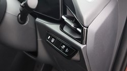 2025 (75) KIA NIRO 1.6 GDi 127 Hybrid 2 Nav 5dr DCT 4735443