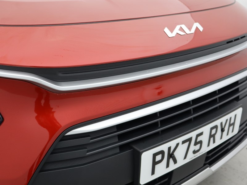 2025 (75) KIA NIRO 1.6 GDi 127 Hybrid 2 Nav 5dr DCT 4735469