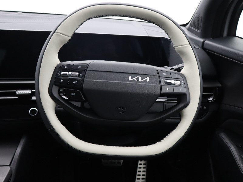 2025 (75) KIA SPORTAGE 1.6T GDi HEV GT-Line 5dr Auto 4676626