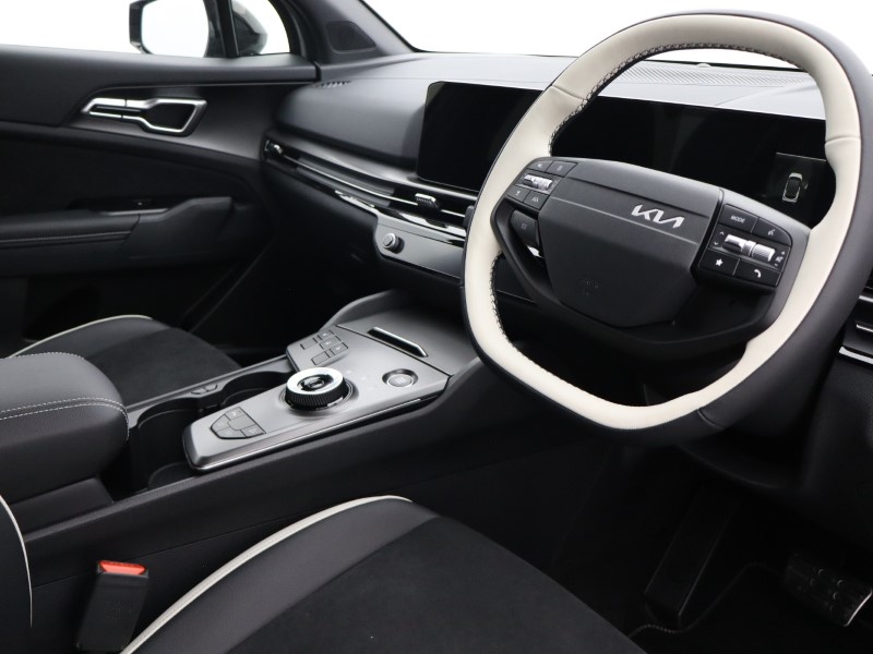 2025 (75) KIA SPORTAGE 1.6T GDi HEV GT-Line 5dr Auto 4676632