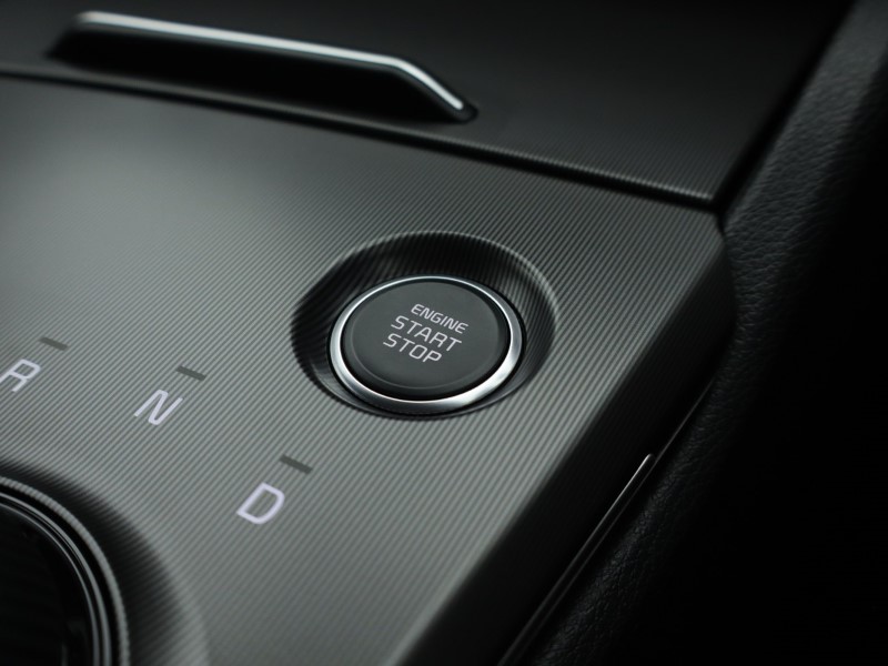 2025 (75) KIA SPORTAGE 1.6T GDi HEV GT-Line 5dr Auto 4676655