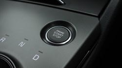 2025 (75) KIA SPORTAGE 1.6T GDi HEV GT-Line 5dr Auto 4676655