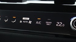 2025 (75) KIA SPORTAGE 1.6T GDi HEV GT-Line 5dr Auto 4676652