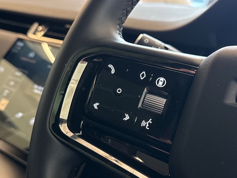 2025 (25) LAND ROVER RANGE ROVER EVOQUE 1.5 P270e Dynamic SE 5dr Auto 5307065