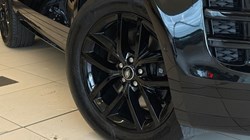 2025 (25) LAND ROVER RANGE ROVER EVOQUE 1.5 P270e Dynamic SE 5dr Auto 5307080