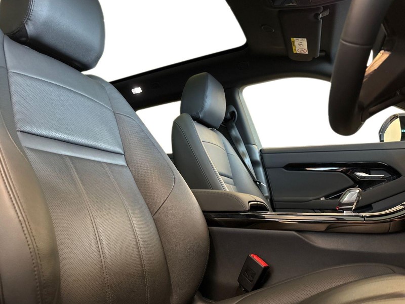 2025 (25) LAND ROVER RANGE ROVER EVOQUE 1.5 P270e Dynamic SE 5dr Auto 5307063