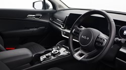 2024 (74) KIA SPORTAGE 1.6T GDi 207 HEV 3 5dr Auto 4689189