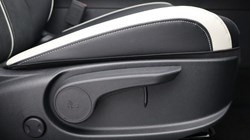 2025 (75) KIA SPORTAGE 1.6T GDi GT-Line 5dr DCT 4900691