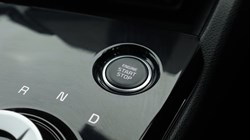 2025 (25) KIA SPORTAGE 1.6T GDi 157 48V ISG GT-Line 5dr DCT 4717326