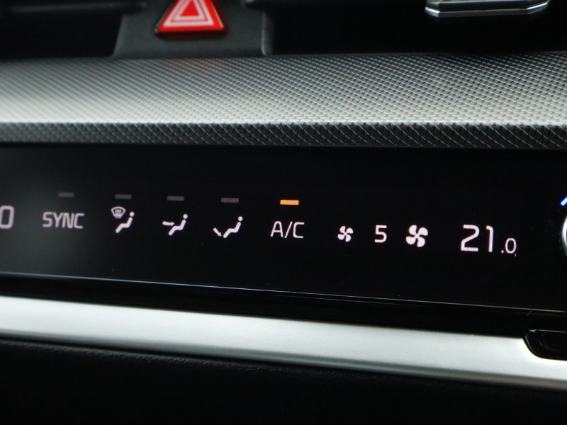 2025 (25) KIA SPORTAGE 1.6T GDi 157 48V ISG GT-Line 5dr DCT 4713418