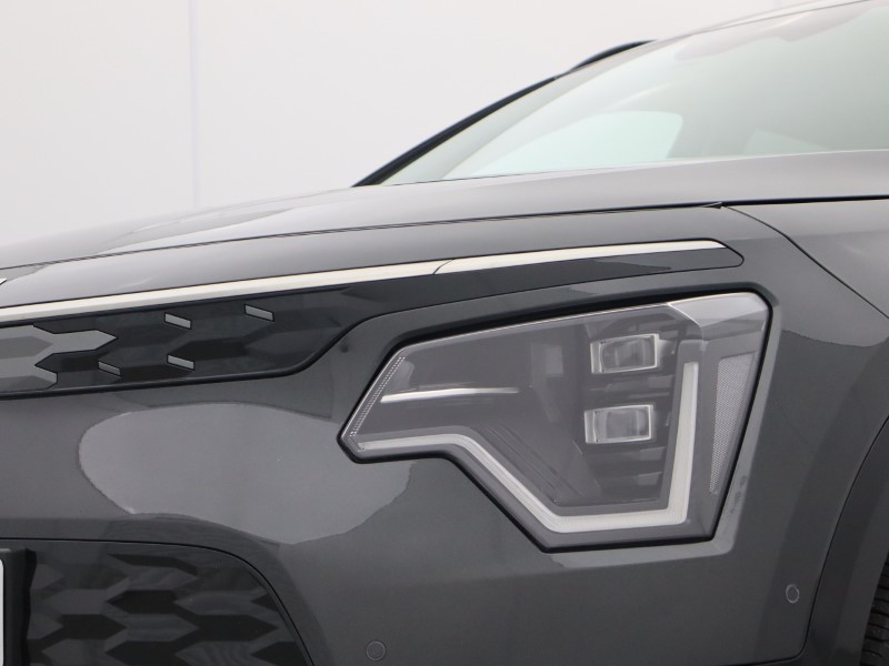 2023 (72) KIA NIRO 150kW 4 65kWh 5dr Auto 4763634