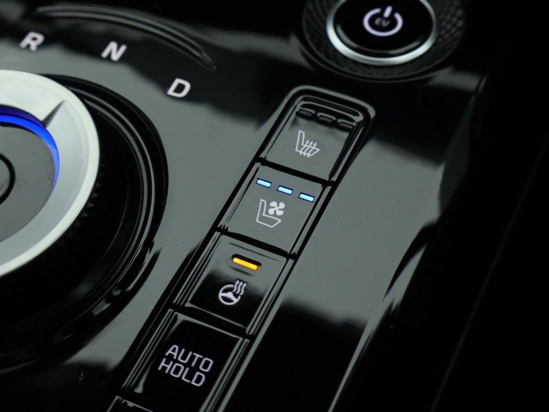 2023 (72) KIA NIRO 150kW 4 65kWh 5dr Auto 4763619