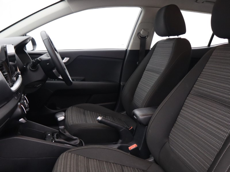 2024 (74) KIA STONIC 1.0T GDi 98 2 5dr DCT 4750474