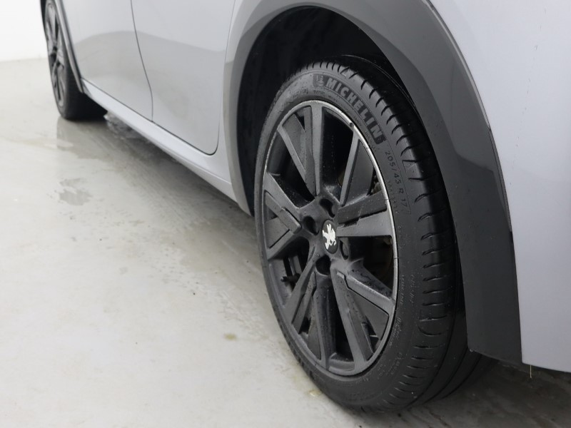 2023 (23) PEUGEOT 208 1.2 PureTech 100 GT 5dr 4788946