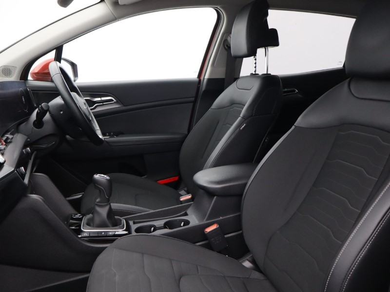 2025 (25) KIA SPORTAGE 1.6T GDi 157 48V ISG 3 5dr 4793125