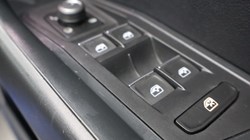 2018 (18) VOLKSWAGEN T-ROC 1.0 TSI Design 5dr 4815784