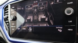 2018 (18) VOLKSWAGEN T-ROC 1.0 TSI Design 5dr 4815805