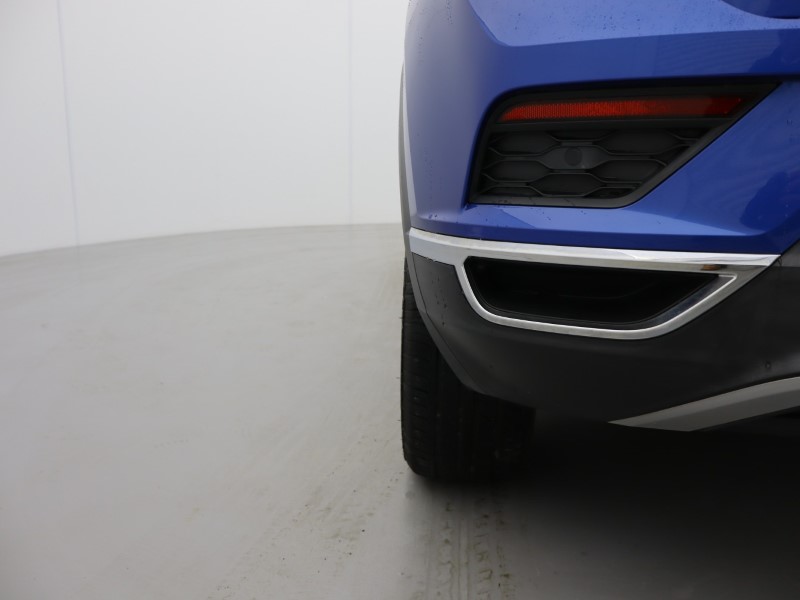 2018 (18) VOLKSWAGEN T-ROC 1.0 TSI Design 5dr 4815774