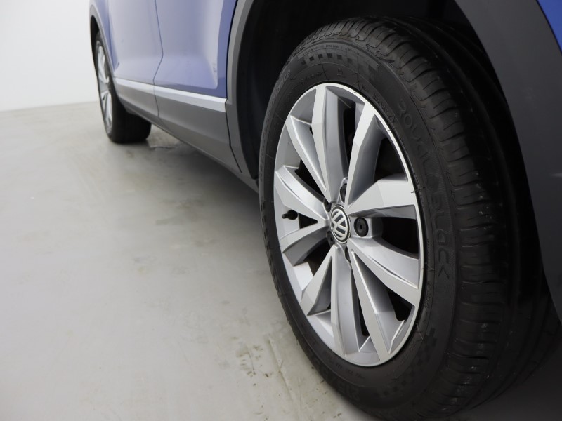 2018 (18) VOLKSWAGEN T-ROC 1.0 TSI Design 5dr 4815779