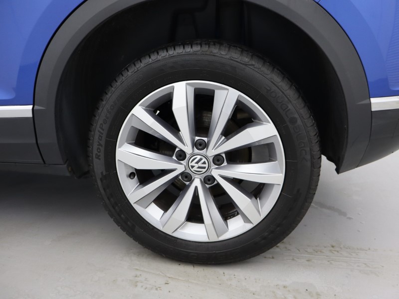 2018 (18) VOLKSWAGEN T-ROC 1.0 TSI Design 5dr 4815778