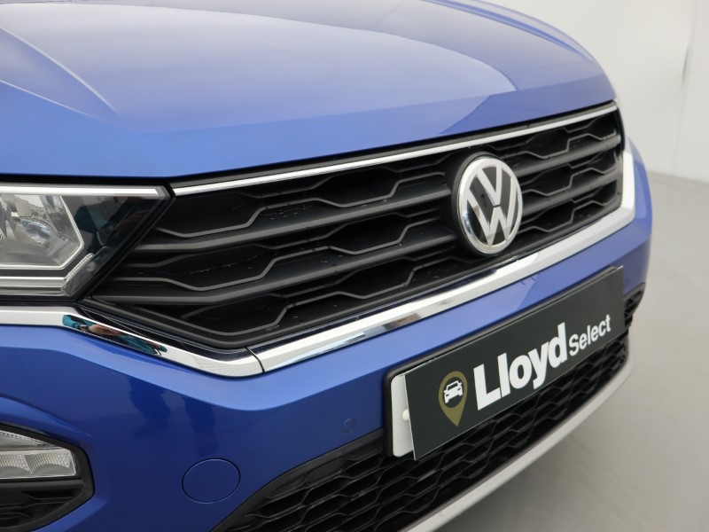 2018 (18) VOLKSWAGEN T-ROC 1.0 TSI Design 5dr 4815767