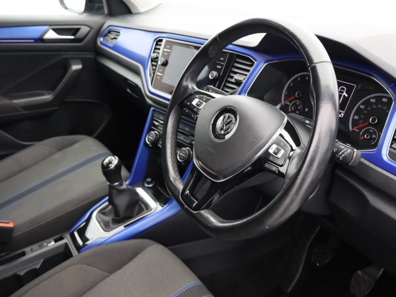 2018 (18) VOLKSWAGEN T-ROC 1.0 TSI Design 5dr 4815788