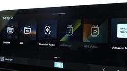 2025 (75) KIA SPORTAGE 1.6T GDi HEV GT-Line 5dr Auto 4889234