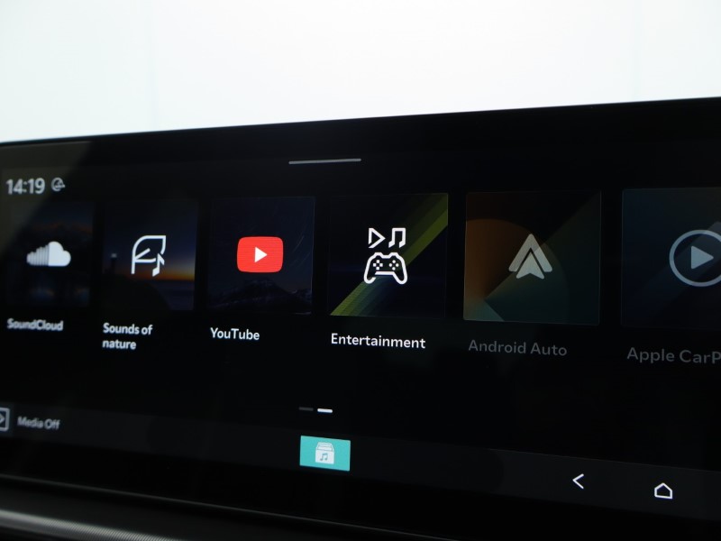 2025 (75) KIA SPORTAGE 1.6T GDi HEV GT-Line 5dr Auto 4889235