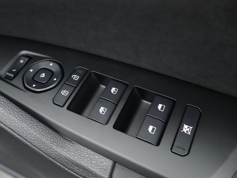 2025 (75) KIA SPORTAGE 1.6T GDi HEV GT-Line 5dr Auto 4889224