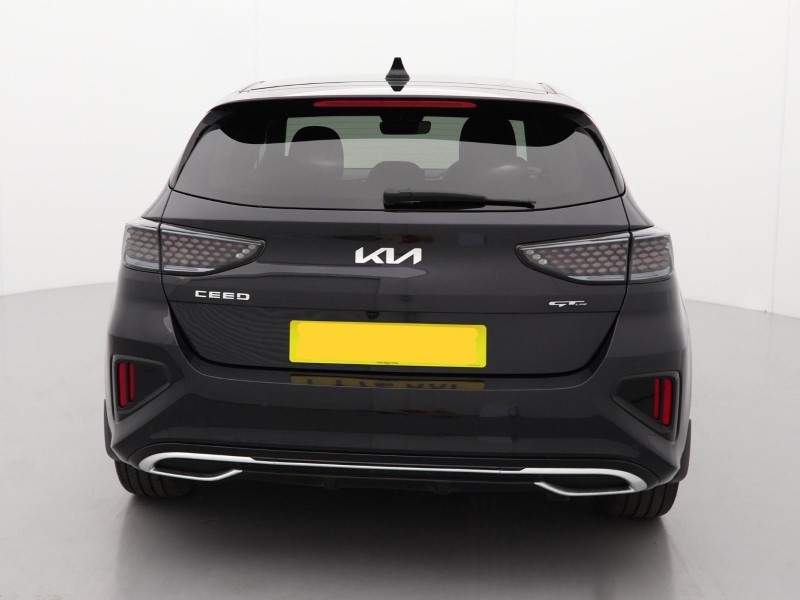2025 (25) KIA CEED 1.5T GDi ISG 138 GT-Line 5dr 4829227