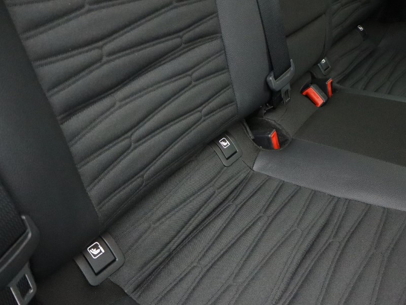 2025 (25) KIA CEED 1.5T GDi ISG 138 GT-Line 5dr 4829238