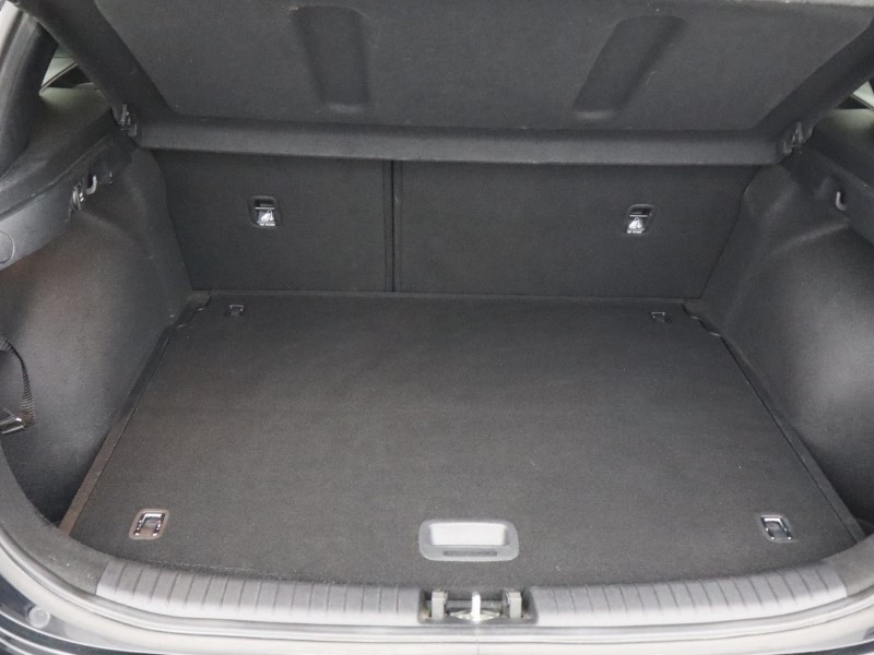 2025 (25) KIA CEED 1.5T GDi ISG 138 GT-Line 5dr 4829259