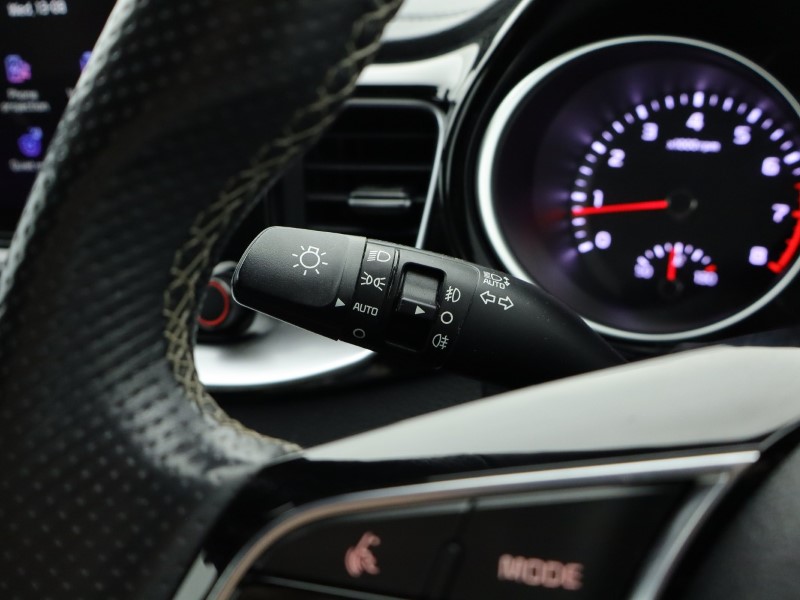 2025 (25) KIA CEED 1.5T GDi ISG 138 GT-Line 5dr 4829462