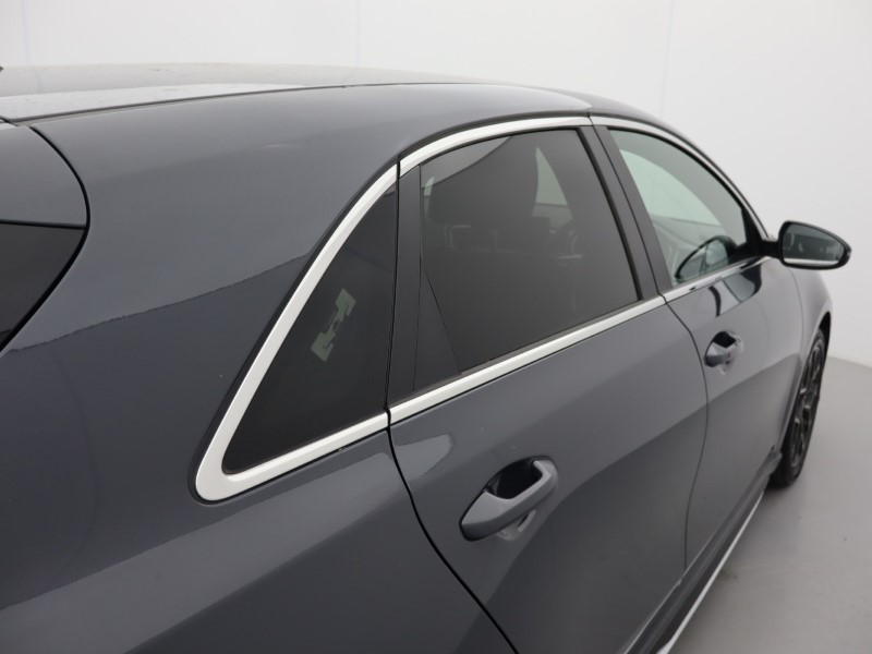 2025 (25) KIA CEED 1.5T GDi ISG 138 GT-Line 5dr 4829439