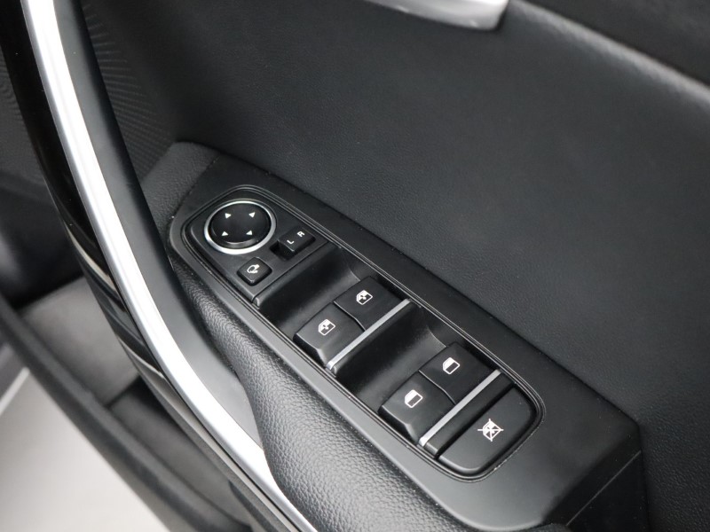 2025 (25) KIA CEED 1.5T GDi ISG 138 GT-Line 5dr 4829434