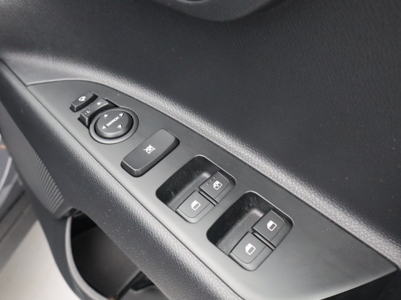 2022 (72) KIA STONIC 1.0T GDi 99 2 5dr 4825756