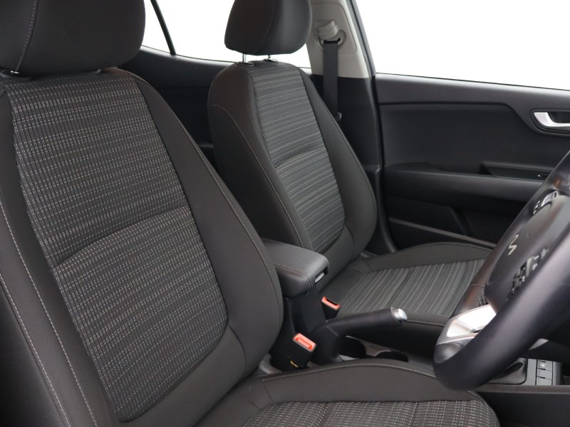 2022 (72) KIA STONIC 1.0T GDi 99 2 5dr 4825759