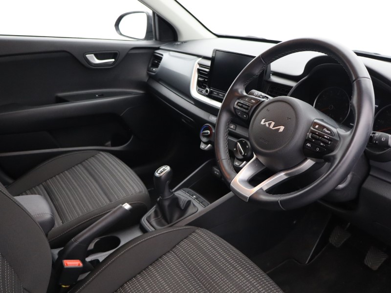 2022 (72) KIA STONIC 1.0T GDi 99 2 5dr 4825758