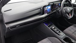 2020 (70) VOLKSWAGEN GOLF 2.0 TDI Life 5dr DSG 4855018