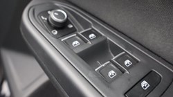 2020 (70) VOLKSWAGEN GOLF 2.0 TDI Life 5dr DSG 4855014