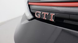 2020 (70) VOLKSWAGEN GOLF 2.0 TDI Life 5dr DSG 4855005