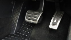 2020 (70) VOLKSWAGEN GOLF 2.0 TDI Life 5dr DSG 4855028