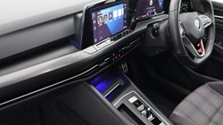 2020 (70) VOLKSWAGEN GOLF 2.0 TDI Life 5dr DSG 4855019